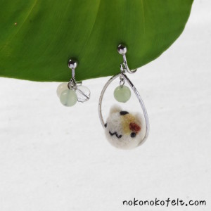 まるねこ　イヤリング　みけねこ