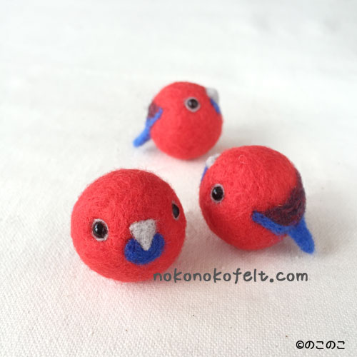 アカクサインコ　まんまることり　羊毛フェルト