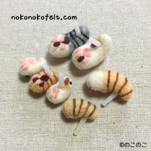 イヤフォンジャックピアス　にくQ のこのこ